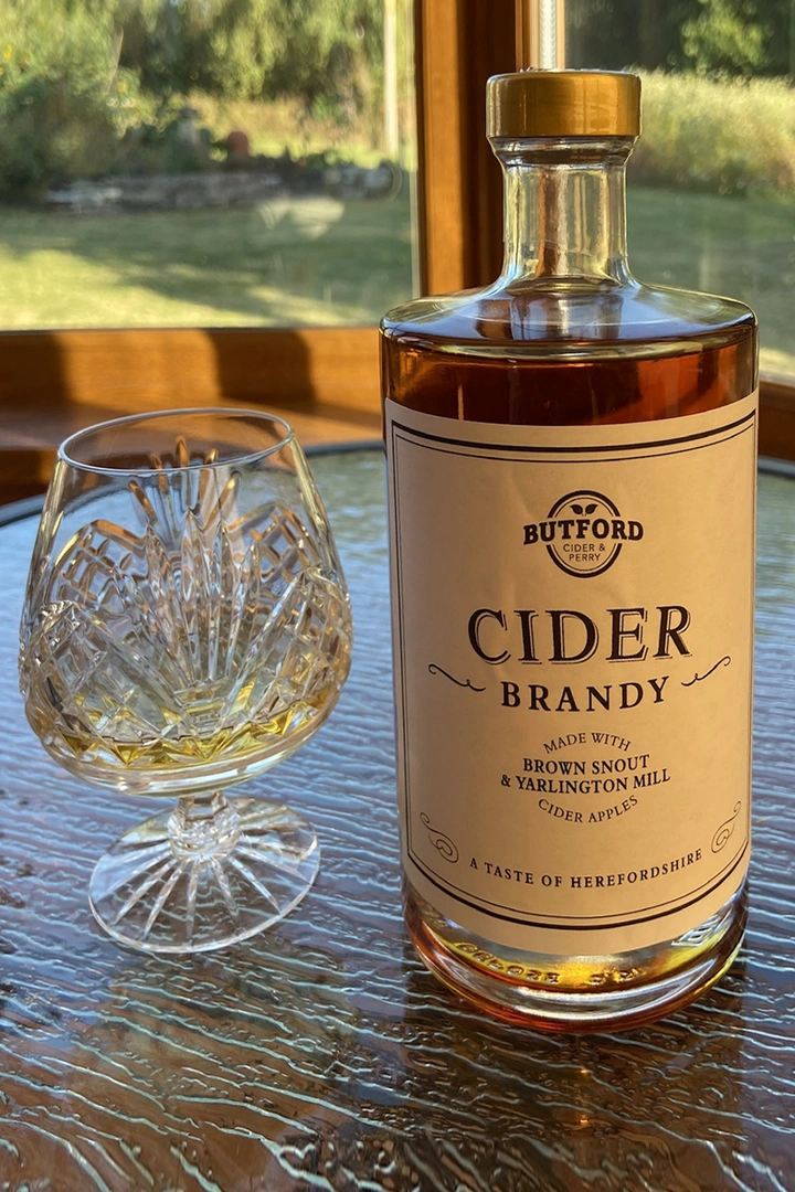 cider-brandy-on-table-close-up